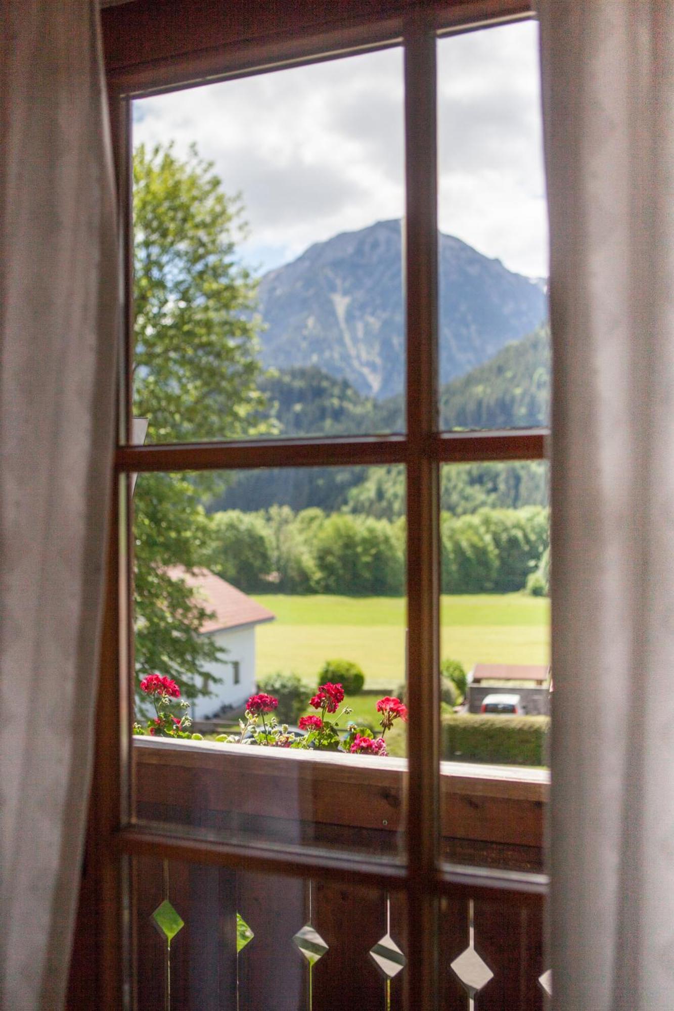 Gaestehaus Eberhart Bad Hindelang Dış mekan fotoğraf